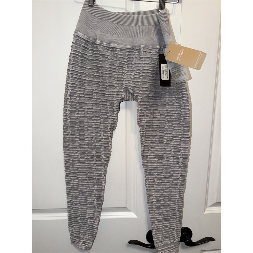 Nux Pucker Up Compression Leggings Size Large Stonewash